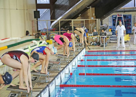 City high school swimming competition