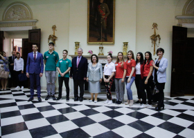 Savremena’s students at the White Palace