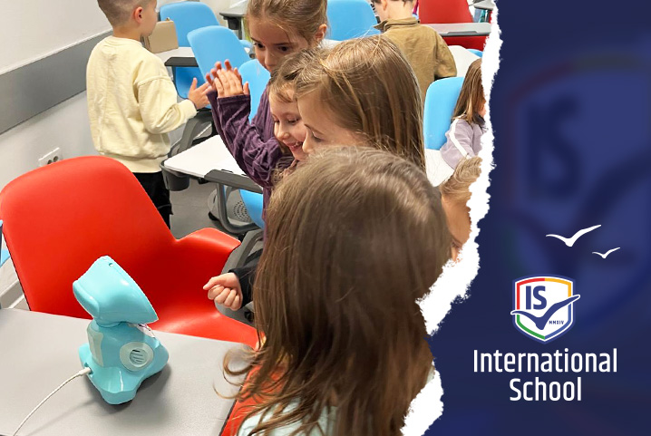 Mega Kids preschoolers visited International School